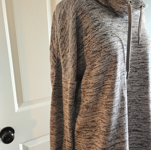 Athleta Small Heather Gray Cowl Neck Pullover - Picture 4 of 12